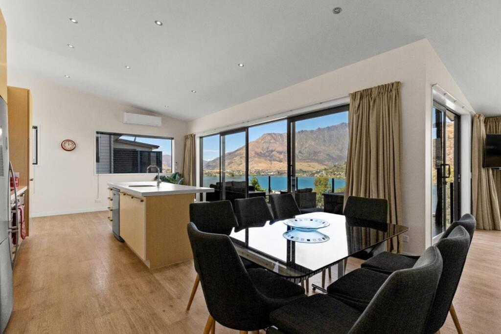 4 Bedroom Stunning Modern Family Home 皇后镇 外观 照片